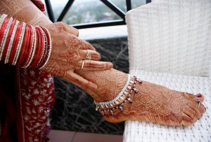 ножные браслеты — обязательный атрибут индианки