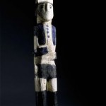 Черно-белая фигурка от шамана народа Навахо