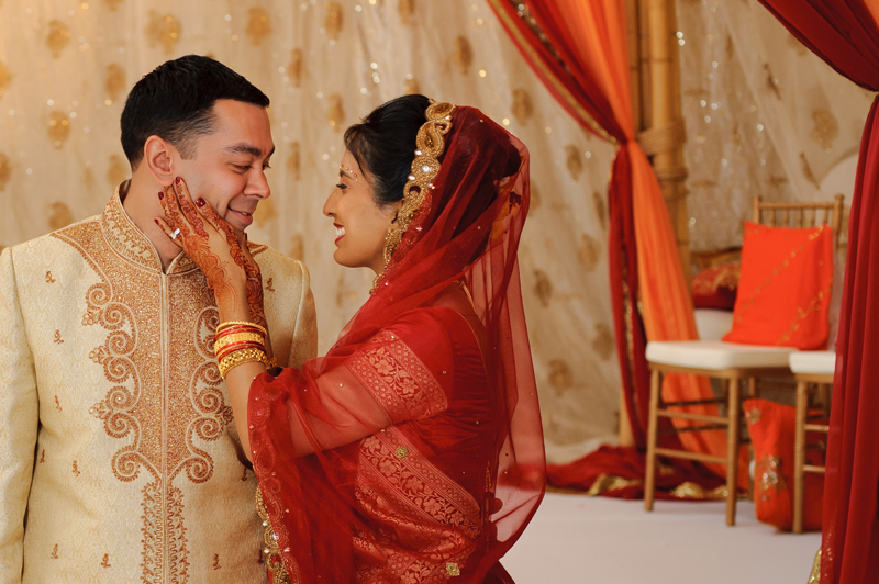 Индия — традиционное свадебное сари
